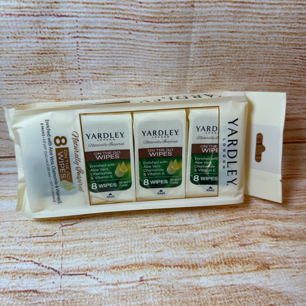 Yardley London On The Go Pre-moistened Wipes, 8 Packs (8) Each